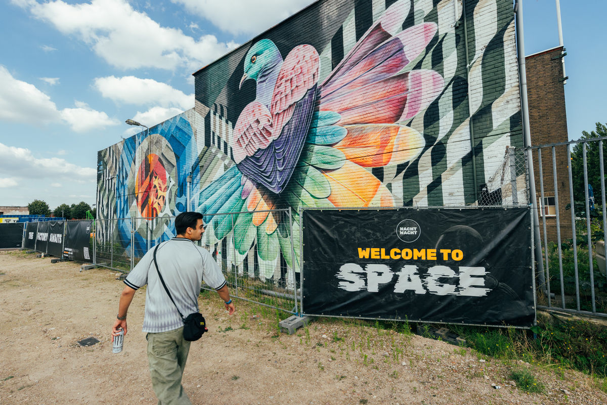 Loading... just a sec